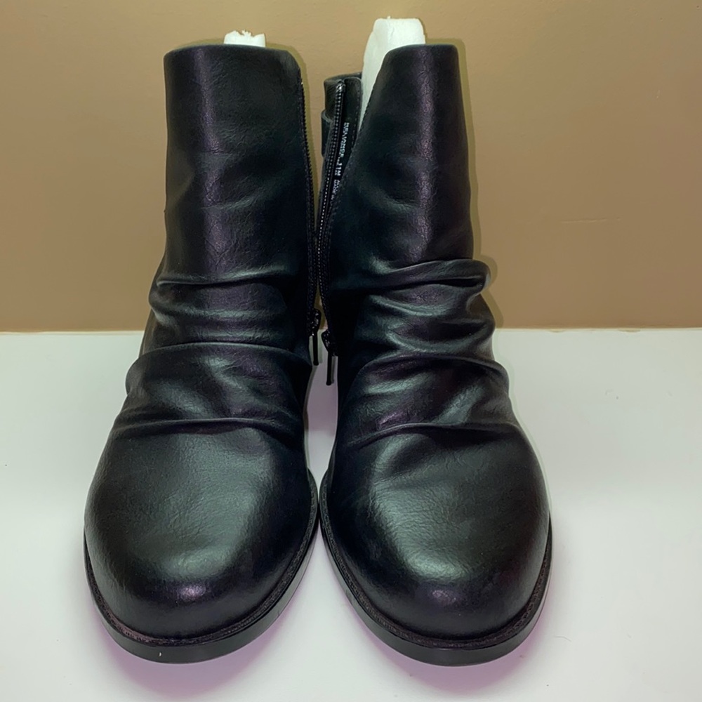 Bare Traps black ankle boot